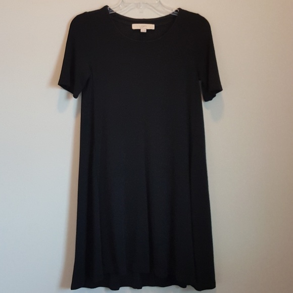 LOFT Dresses & Skirts - LOFT women's petite black dresses.